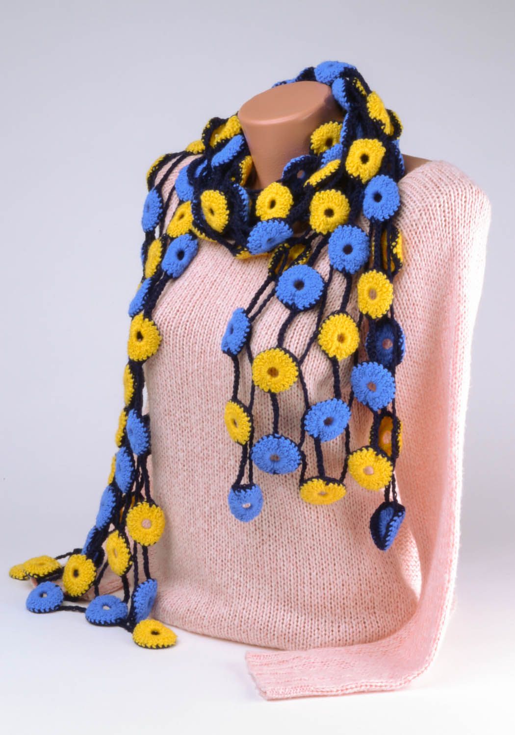 Hand crocheted scarf photo 2
