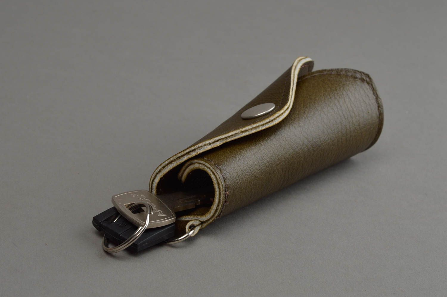 Llavero original de cuero hecho a mano accesorio de moda regalo personalizado foto 1