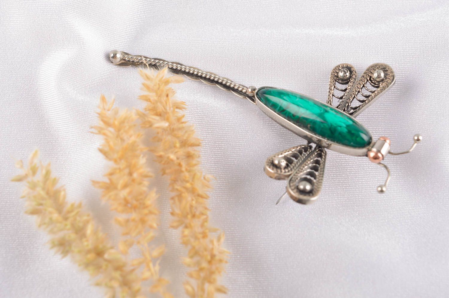 Broche hecho a mano con forma de libélula accesorio de moda regalo personalizado foto 1