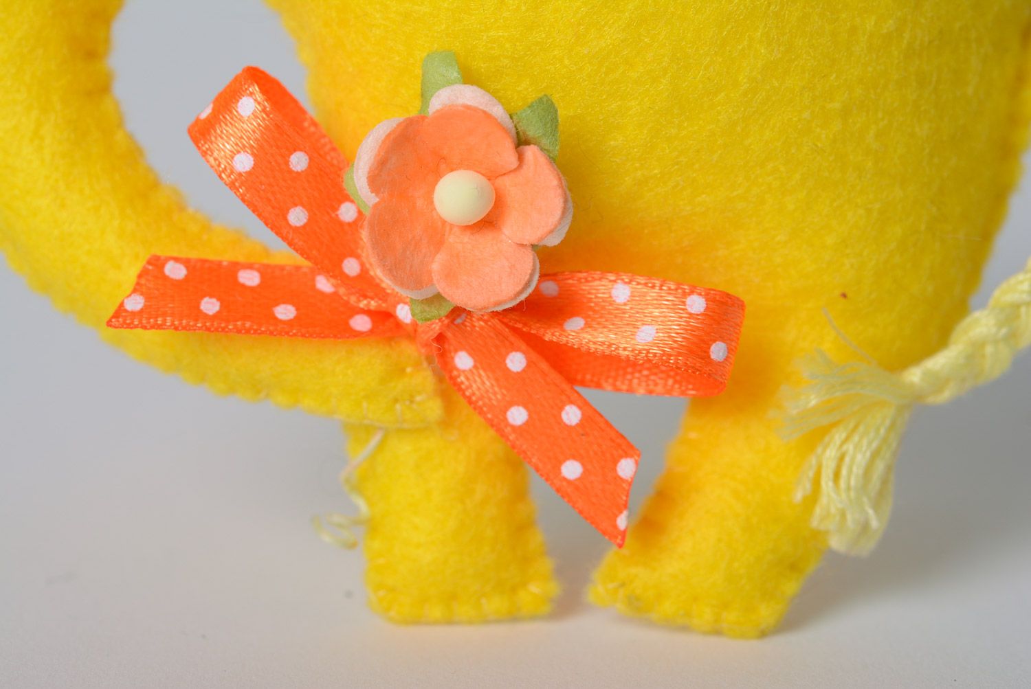 Juguete de peluche artesanal de fieltro elefante pequeño divertido foto 4