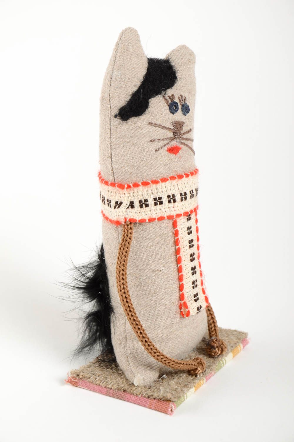 Котик фигурка ручной работы текстильный декор для дома необычный подарок ребенку фото 4