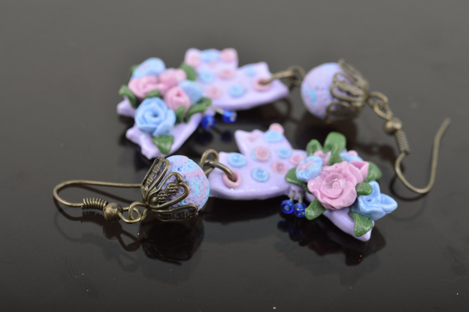 Gentle handmade women's polymer clay bow earrings with flowers of lilac color photo 4