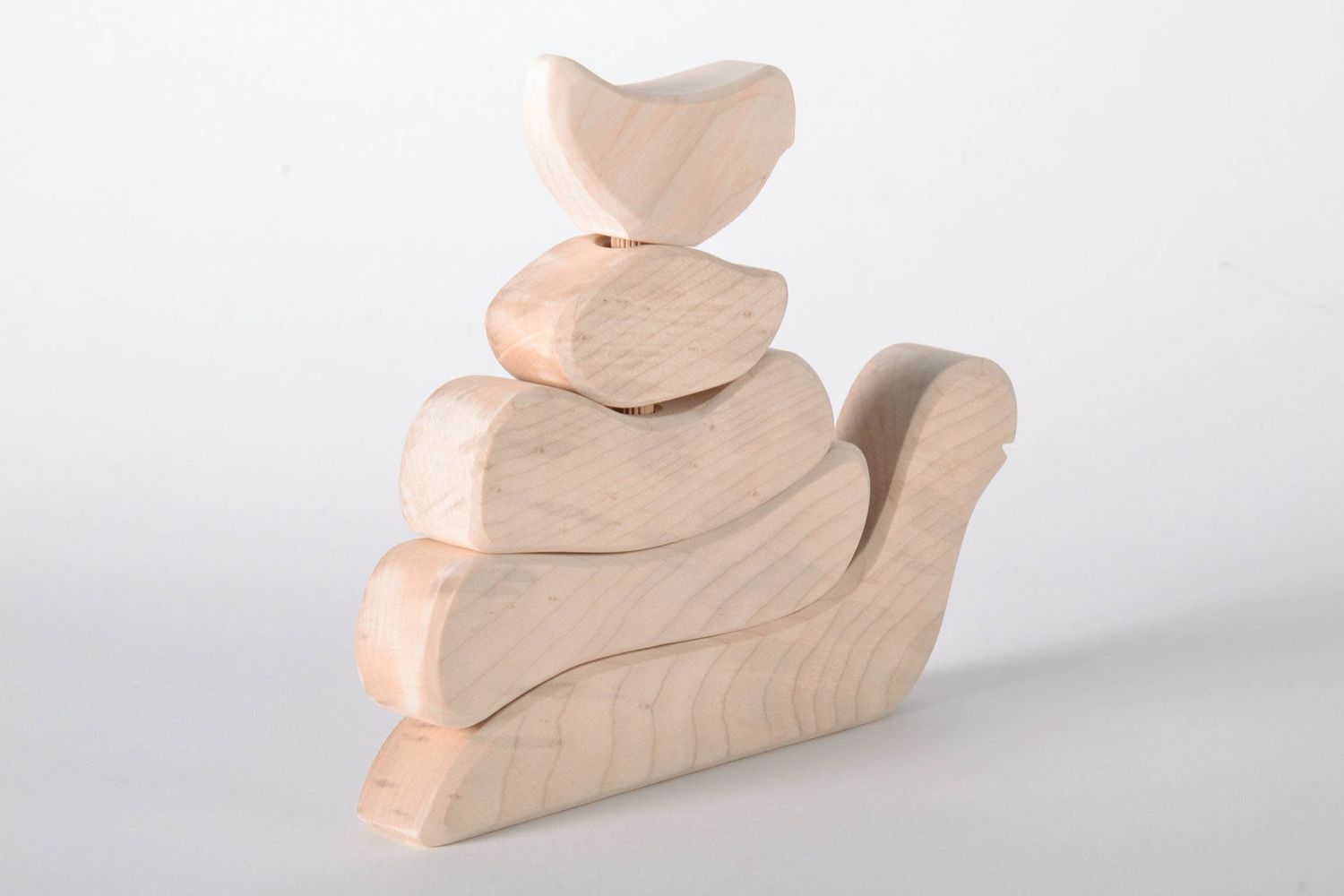 Wooden toy pyramid photo 2