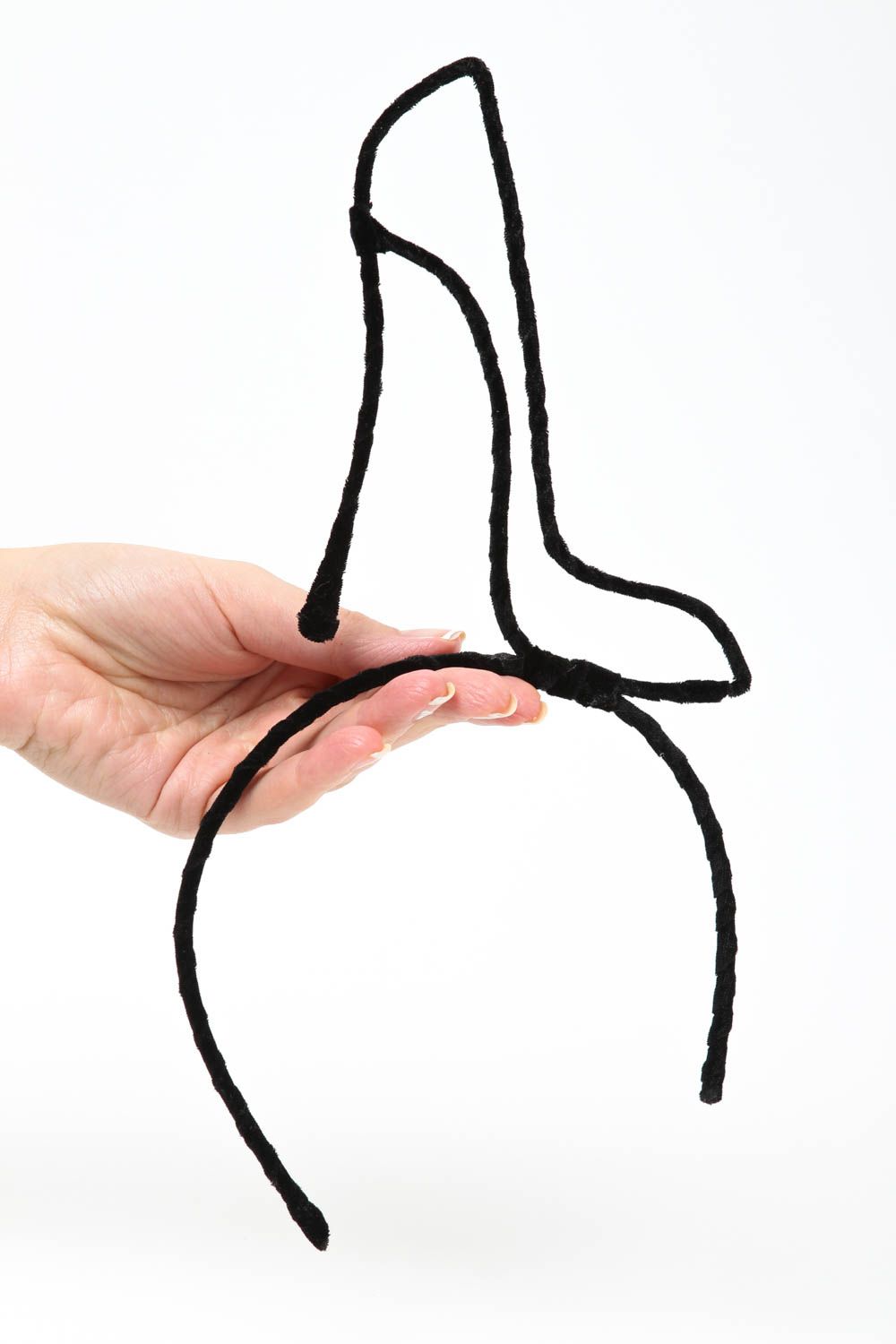 Serre-tête noir fait main Accessoire coiffure chaussure à talon Cadeau femme photo 5