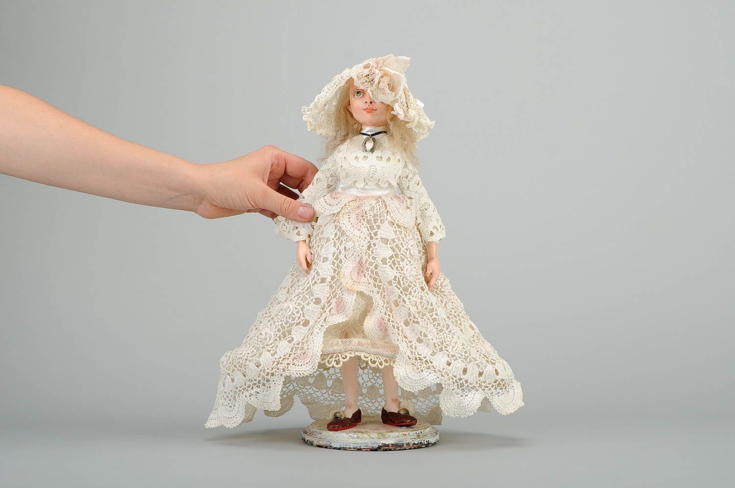 Авторская кукла с винтажным кружевом Фреймина фото 2