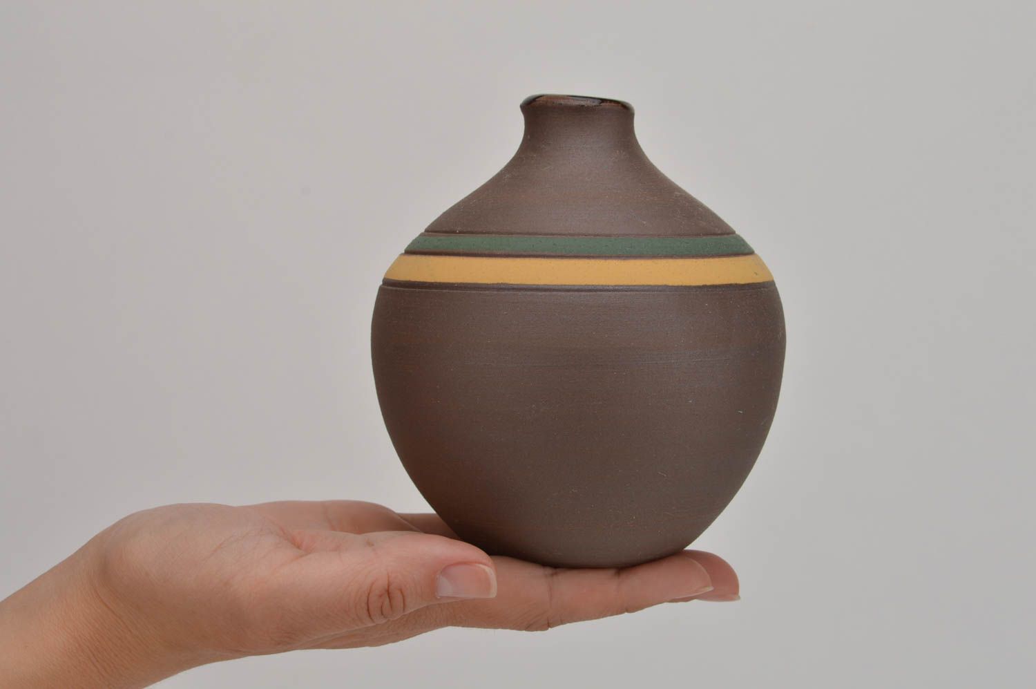 Handmade 5 inches round shape olive color ceramic handmade shape 0,78 lb photo 3