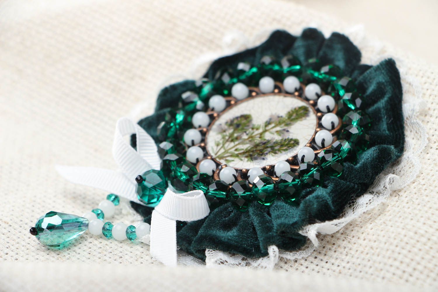 Homemade brooch with real flowers photo 2
