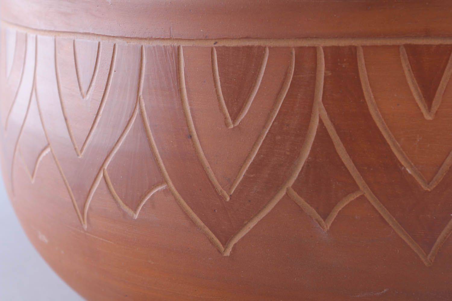 Grand pot en argile avec couvercle fait main photo 3