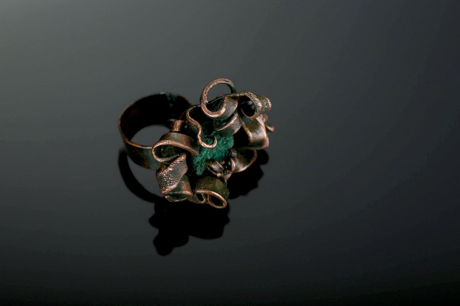 Copper ring with malachite photo 4