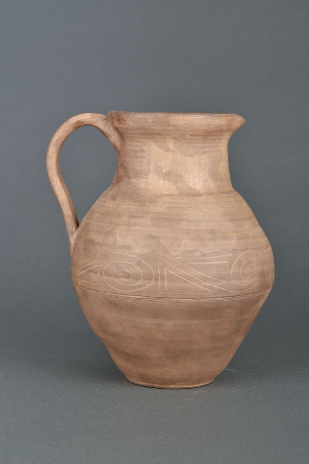 Large white clay 100 oz ceramic milk jug with handle 2,3 lb photo 3
