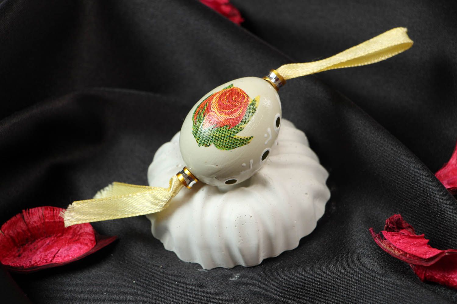 Pingente para interior decorativo da Páscoa feito à mão da casca ovo com esculturas  foto 5