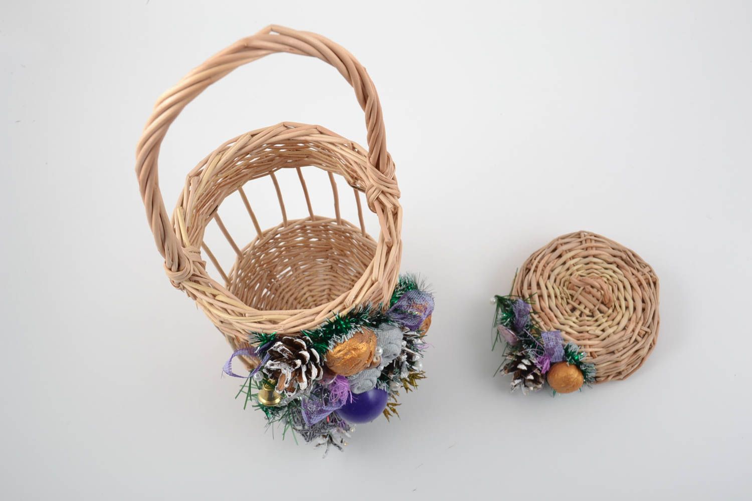 Beautiful handmade designer woven Easter basket with lid photo 3