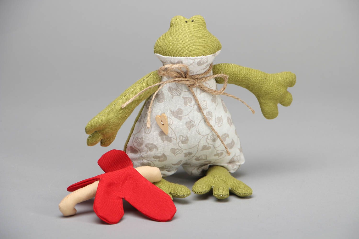 Handmade soft toy Frog with Butterfly photo 1