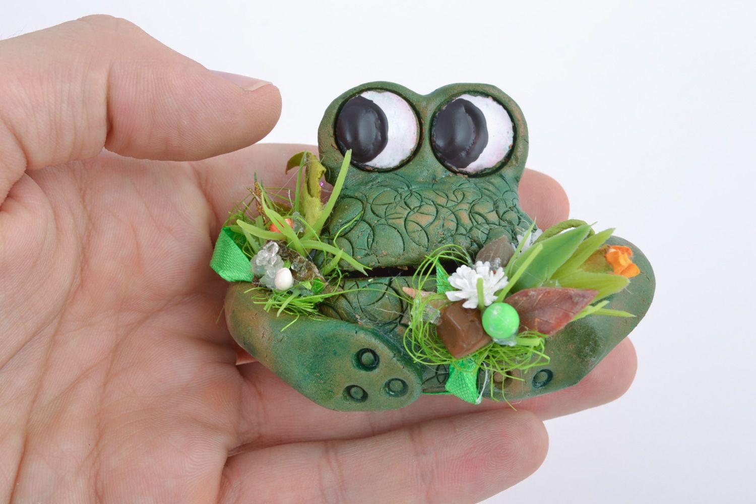 Small handmade ceramic figurine in the shape of green frog for interior decor photo 2