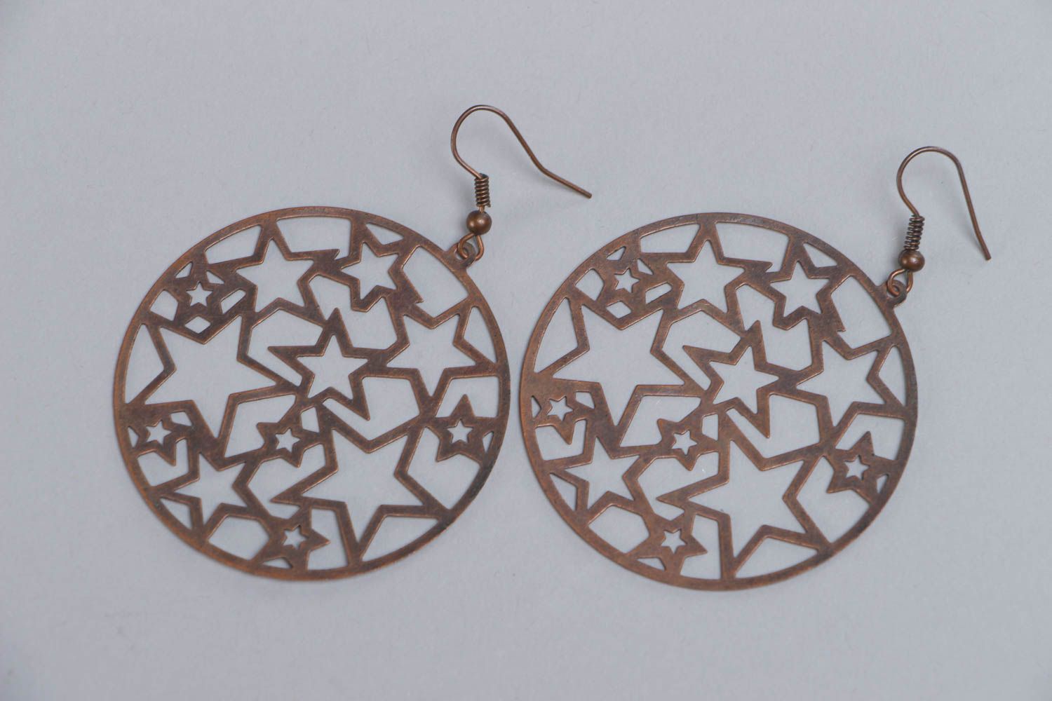 Beautiful handmade long metal lace earrings with stars photo 2