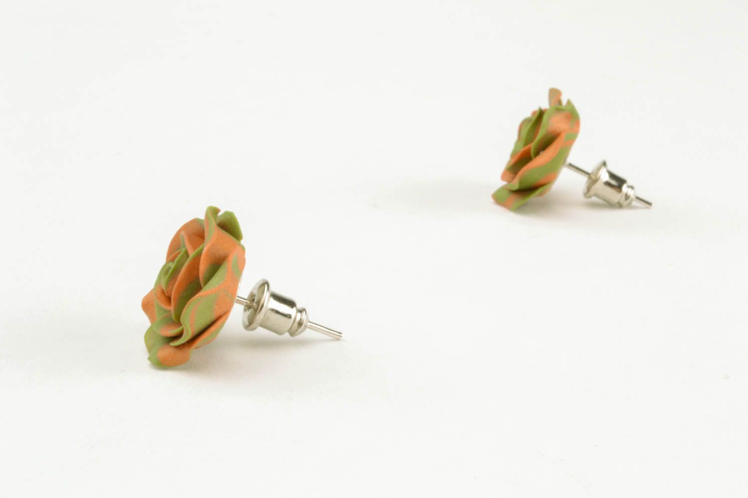 Homemade earrings Khaki Roses photo 3