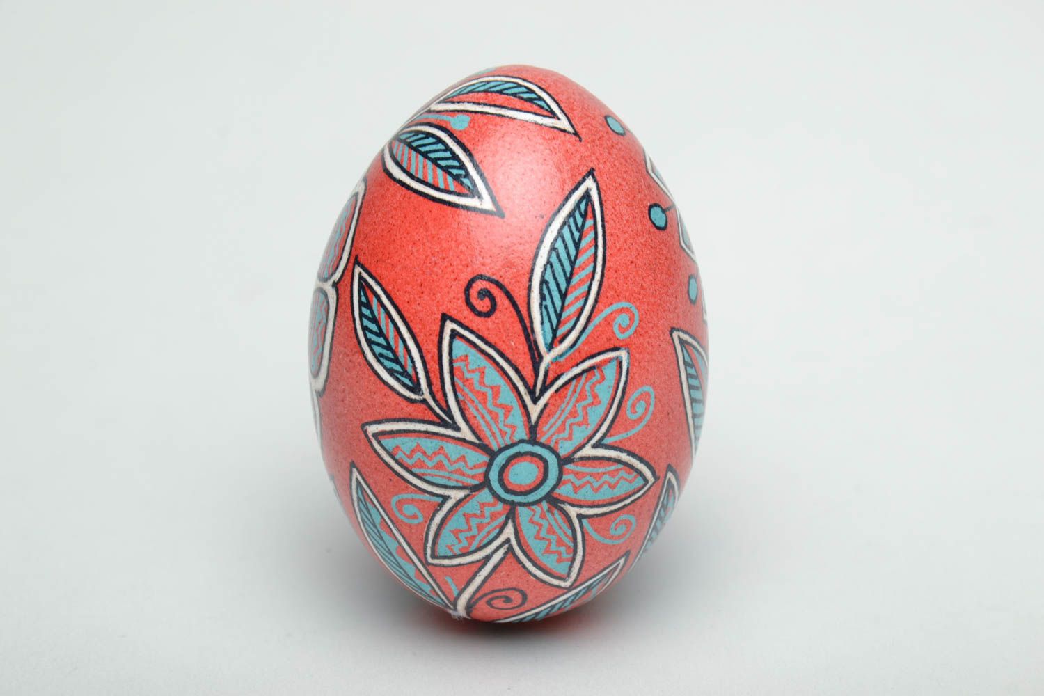 Joli œuf de Pâques peint de poule motif floral fait main style ethnique déco photo 3