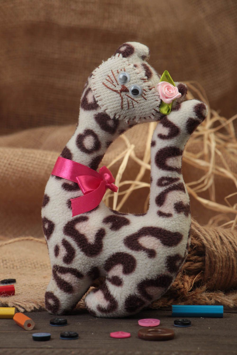 Handmade Designer Kuscheltier Kater aus Fleece nicht groß Spielzeug für Kinder foto 1