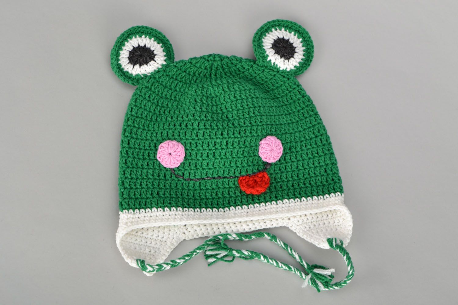 Cappello per bambini all'uncinetto fatto a mano splendido accessorio invernale foto 2