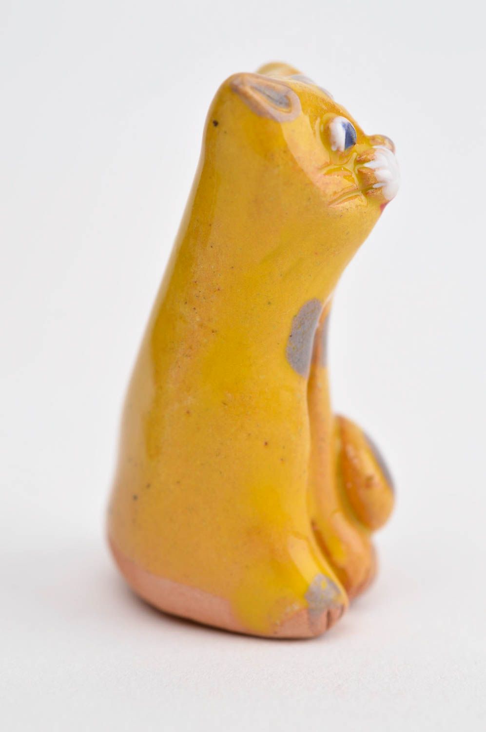 Figurine chat Statuette miniature fait main argile peint jaune Déco maison photo 9