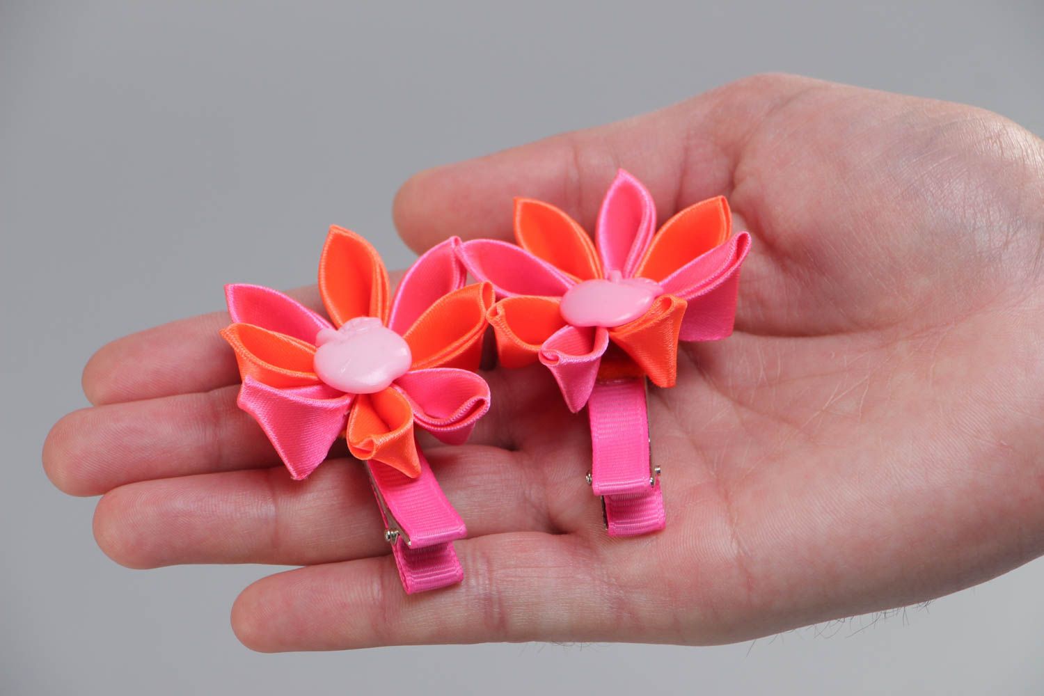 Handmade hair clips with orange and pink kanzashi flowers for kids set of 2 items photo 5