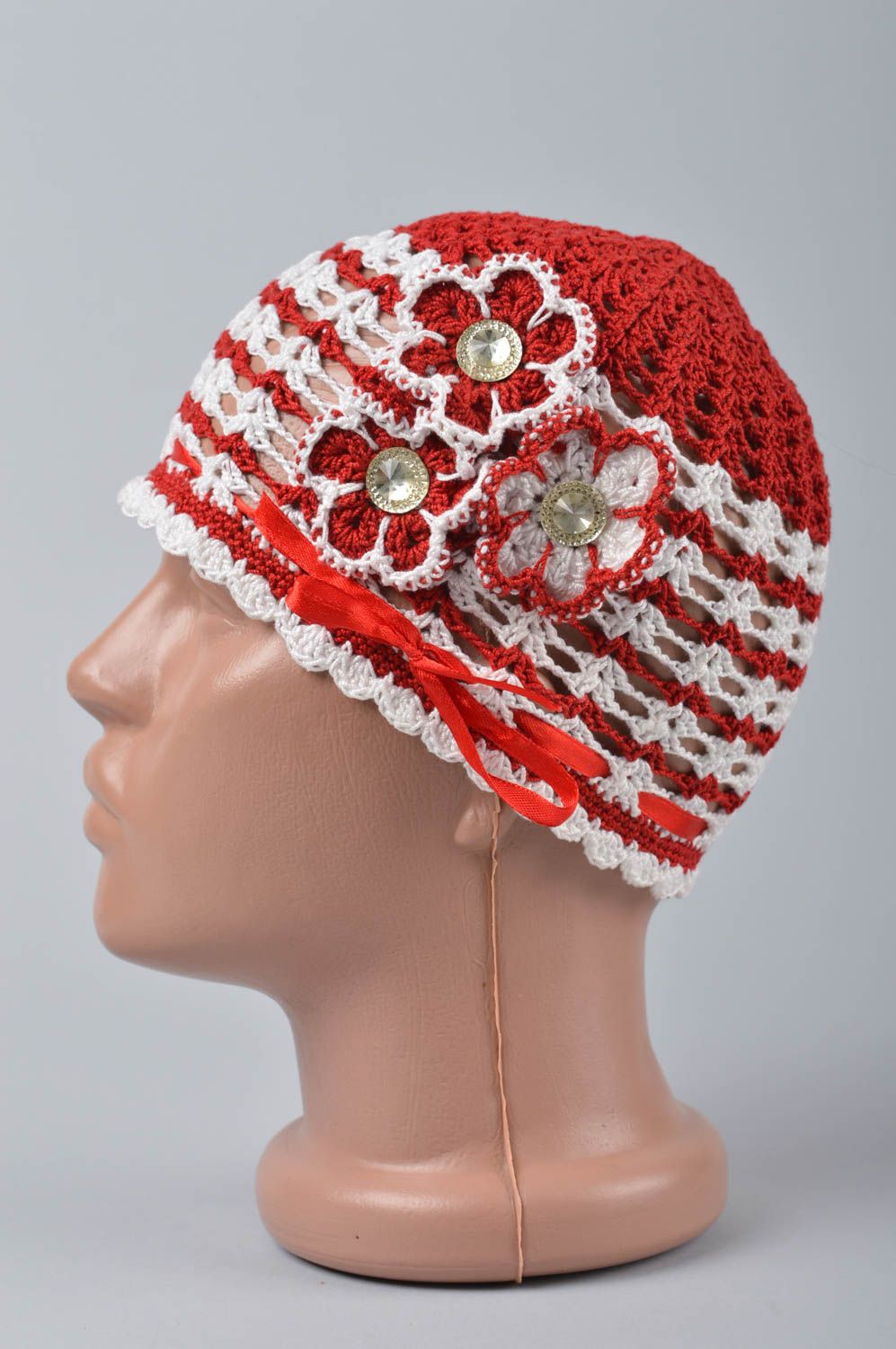 Bonnet tricot fait main Chapeau au crochet Vêtement enfant en coton rouge blanc photo 8