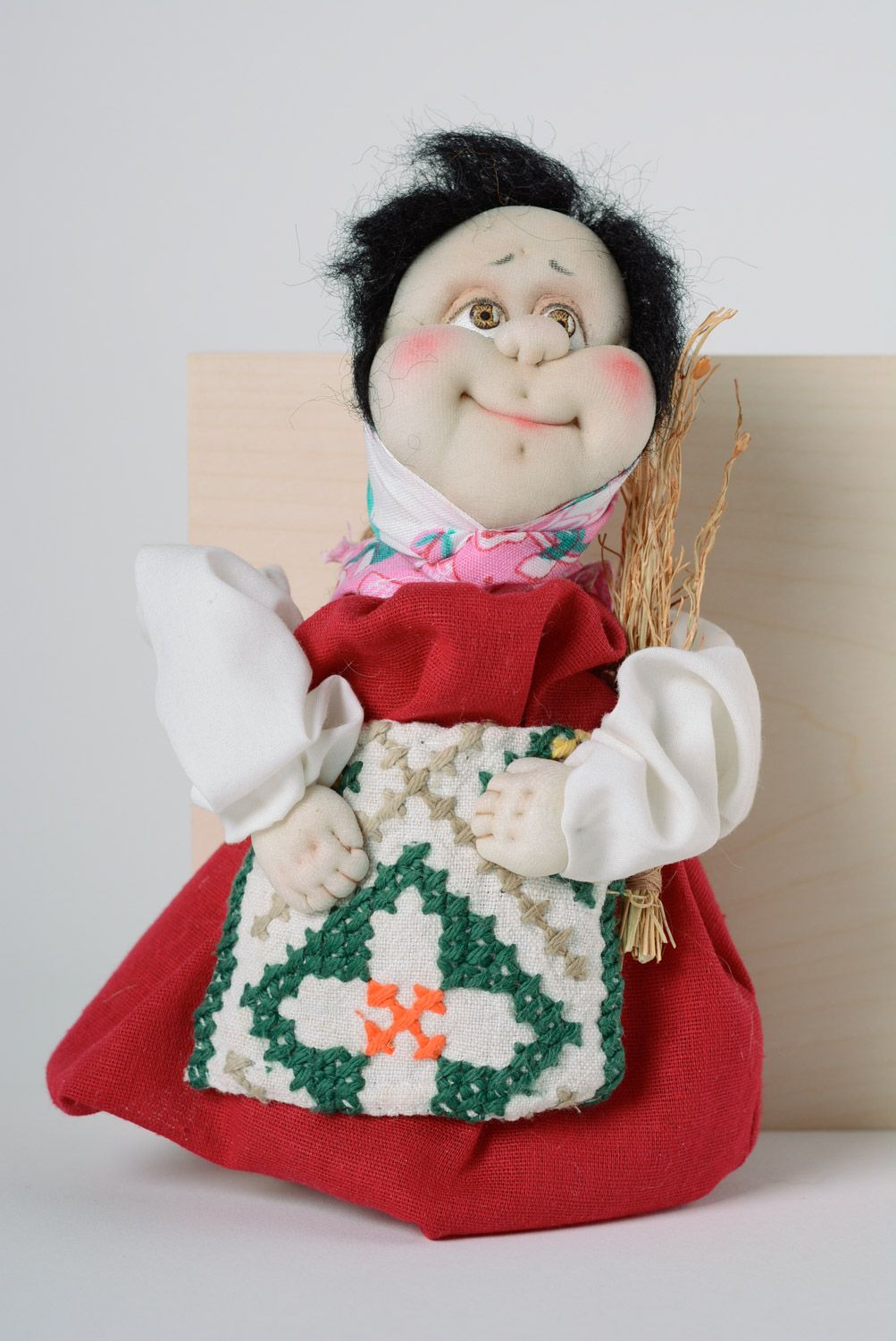 Muñeca de trapo artesanal talismán para casa en estilo étnico juguete  foto 1