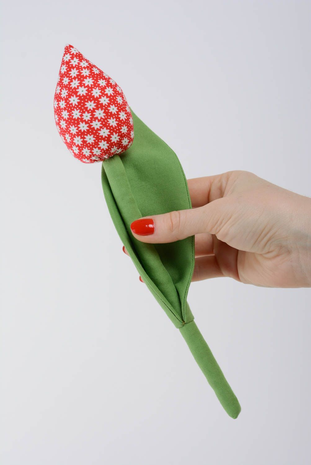 Fleur décorative en tissu faite main design original cadeau Tulipe rouge photo 4
