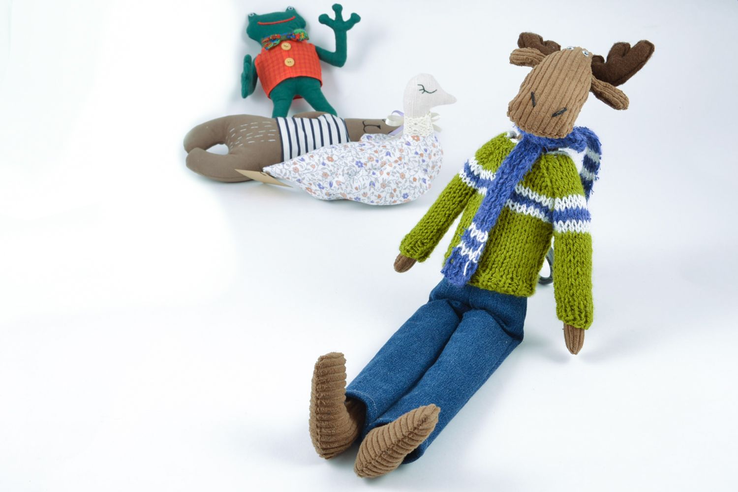 Fabric toy Elk in knit sweater photo 1