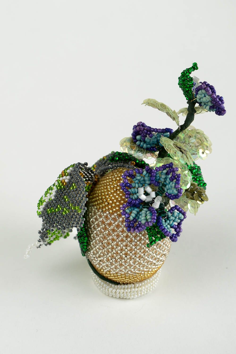 Handmade Easter decor Easter egg bead weaving souvenir ideas for decorative use photo 3