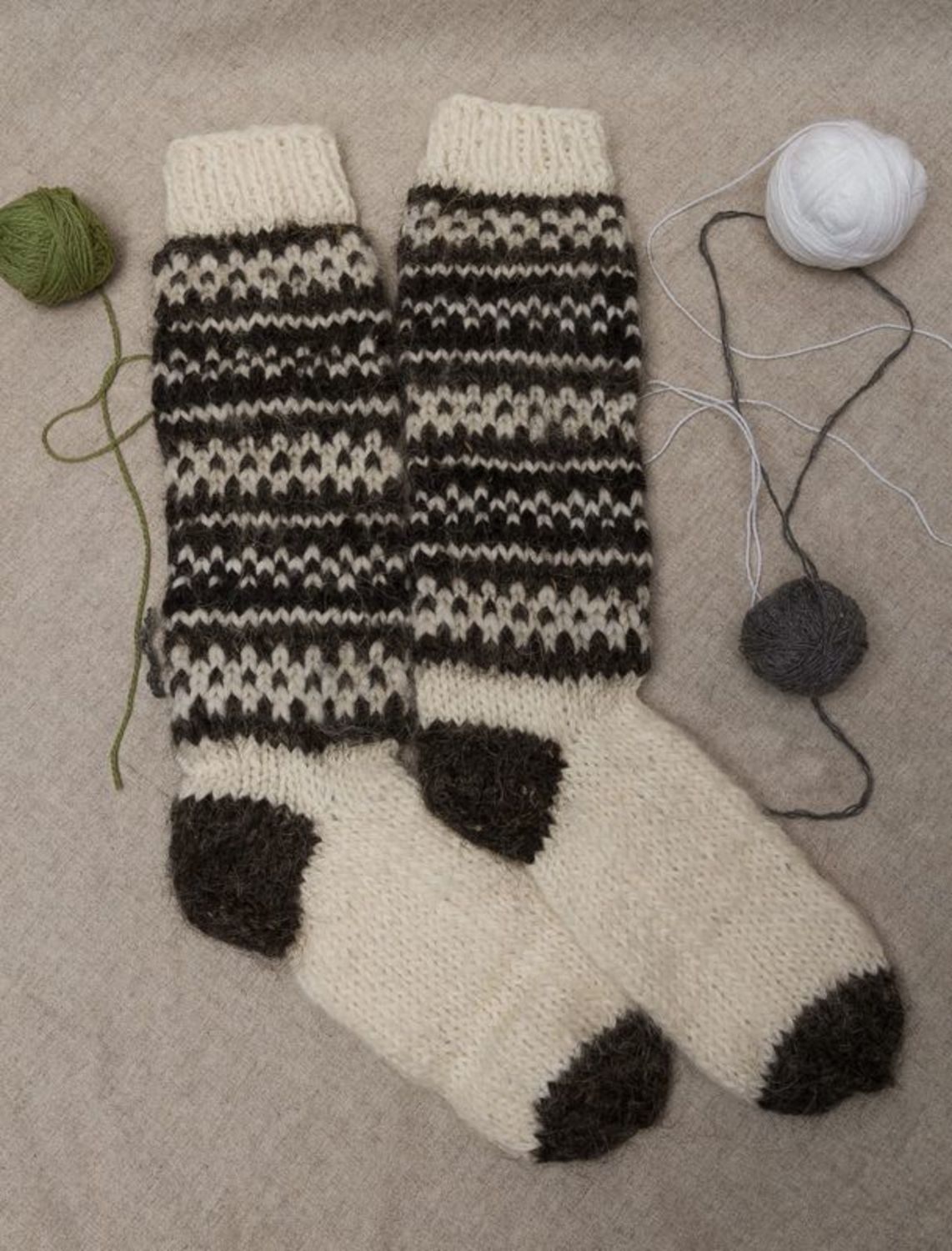 Calcetines largos de lana para niños foto 1