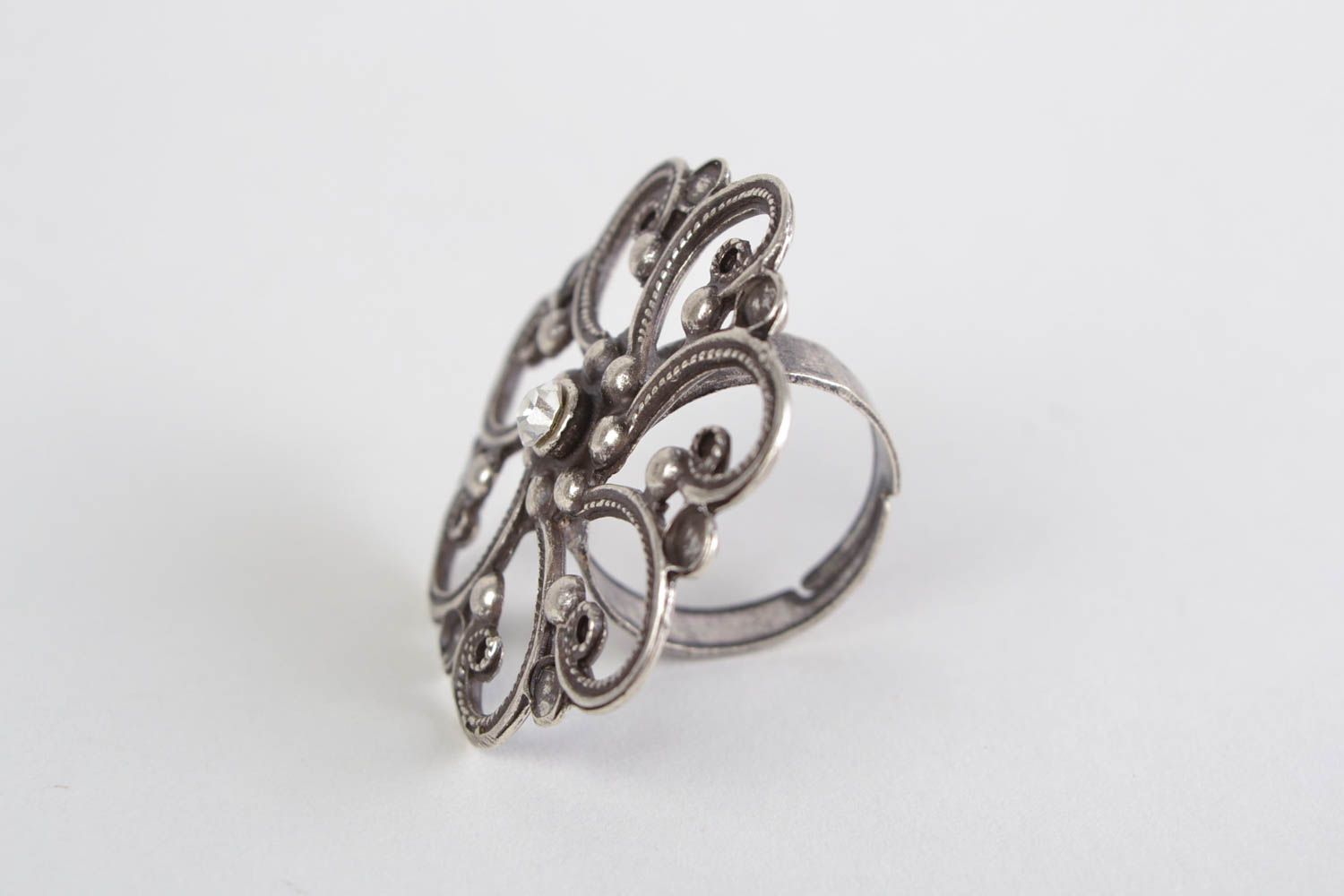 Handgemachter Ajour Ring aus Metall massiv mit Strass Stein hypoallergen  foto 4