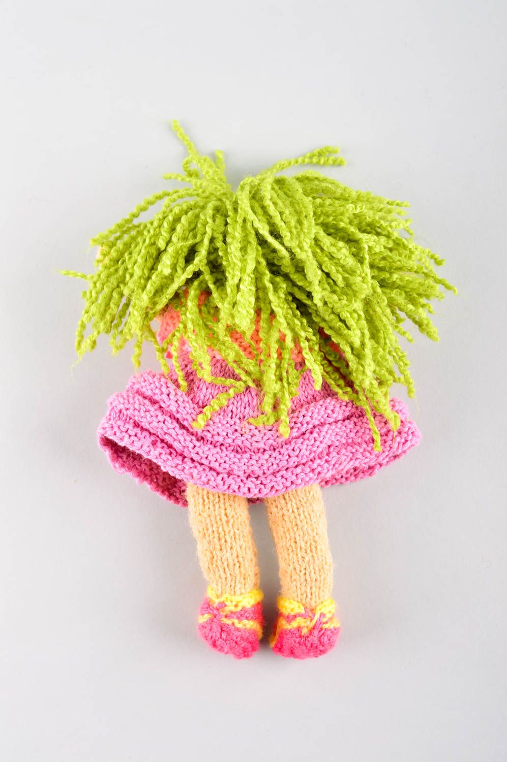 Poupée fille en robe rose Jouet fait main tricoté original Cadeau enfant photo 3