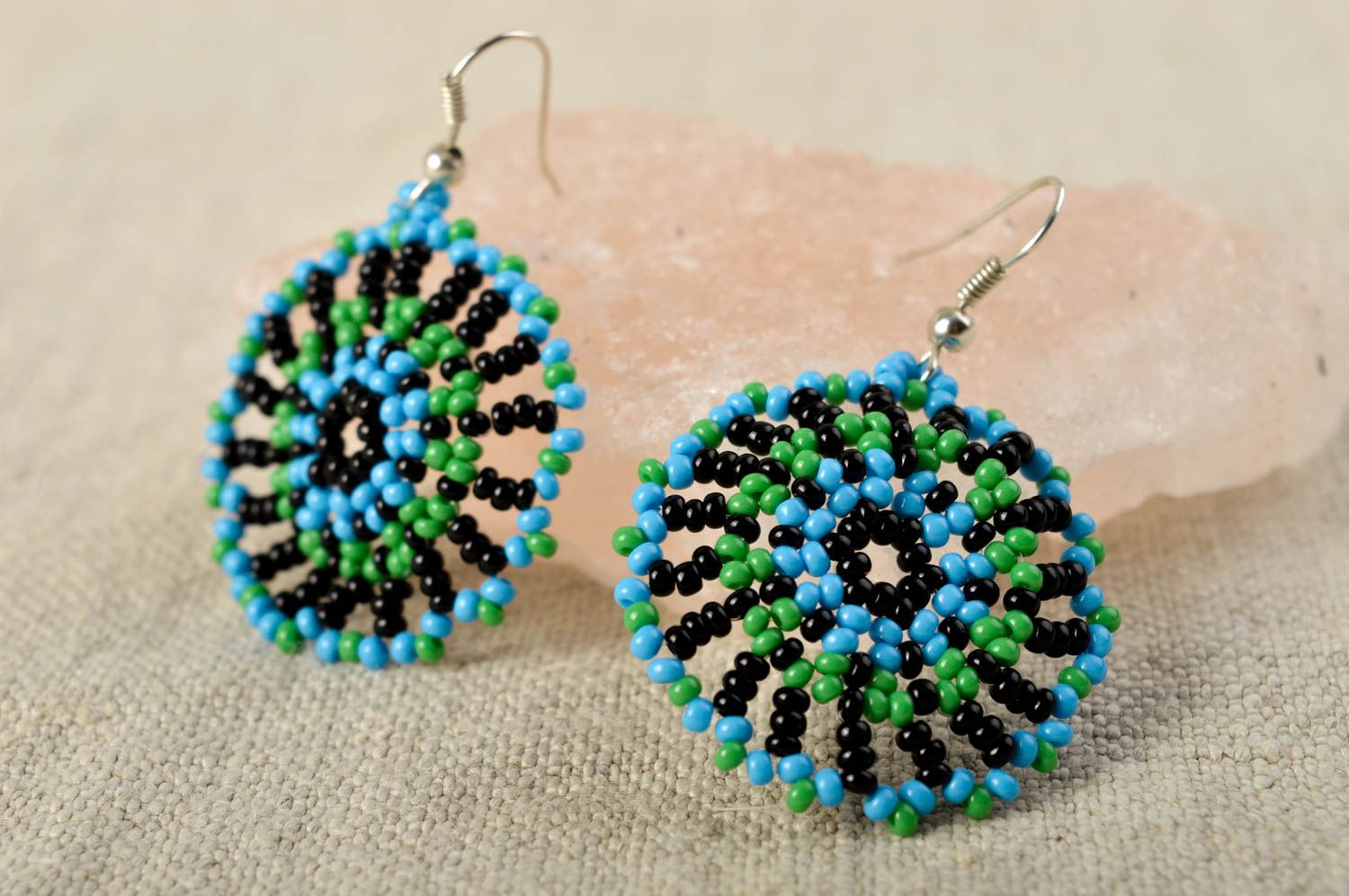 Handmade bright earrings unusual stylish beaded earrings beautiful jewelry photo 1
