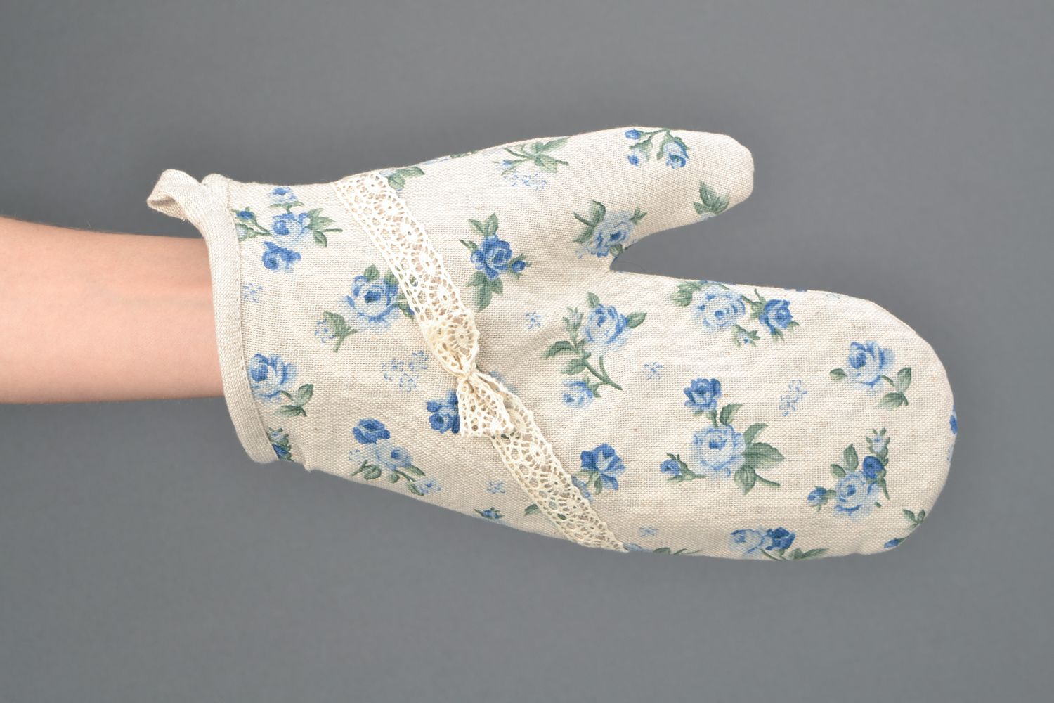 Moufle de cuisine en coton et polyamide blanche à motif floral faite main photo 2
