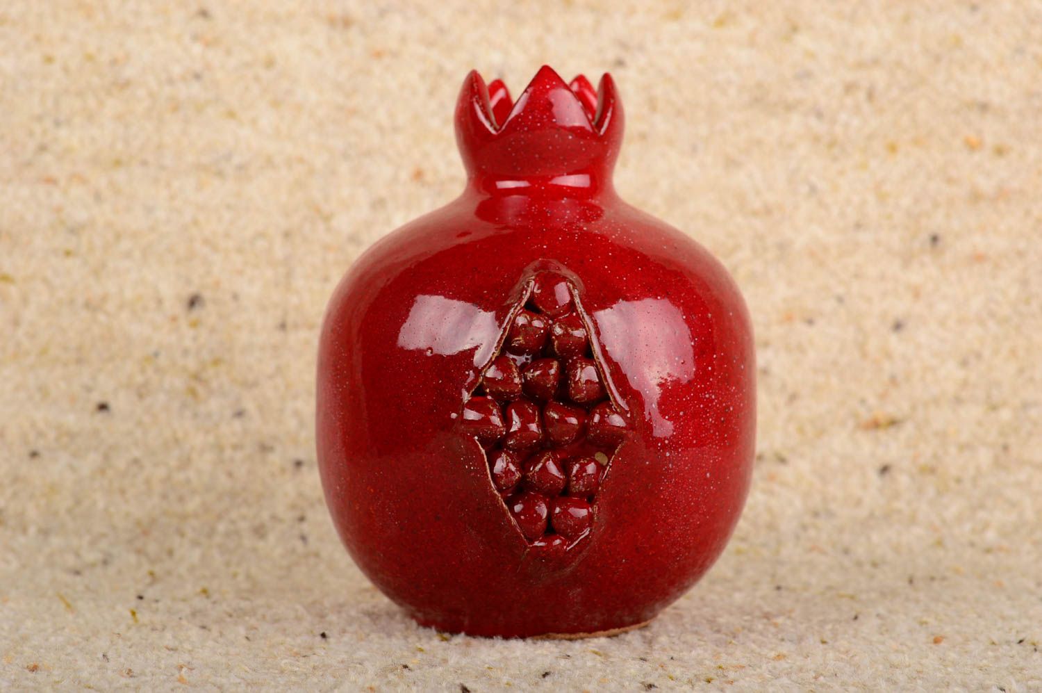 Vase argile fait main Déco maison beau grenat rouge à fleurs Cadeau original photo 1