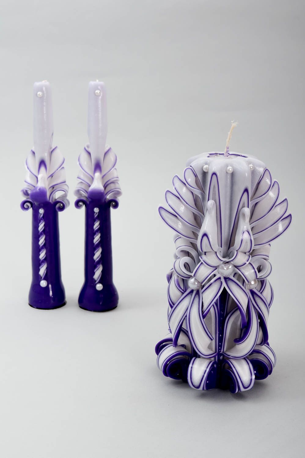 Резные свечи ручной работы венчальные свечи аксессуары для свадьбы лиловые фото 2