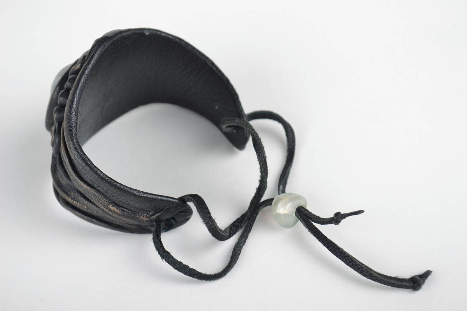 Bracelet en cuir Bijou fait main Accessoire femme large original avec pierre photo 3