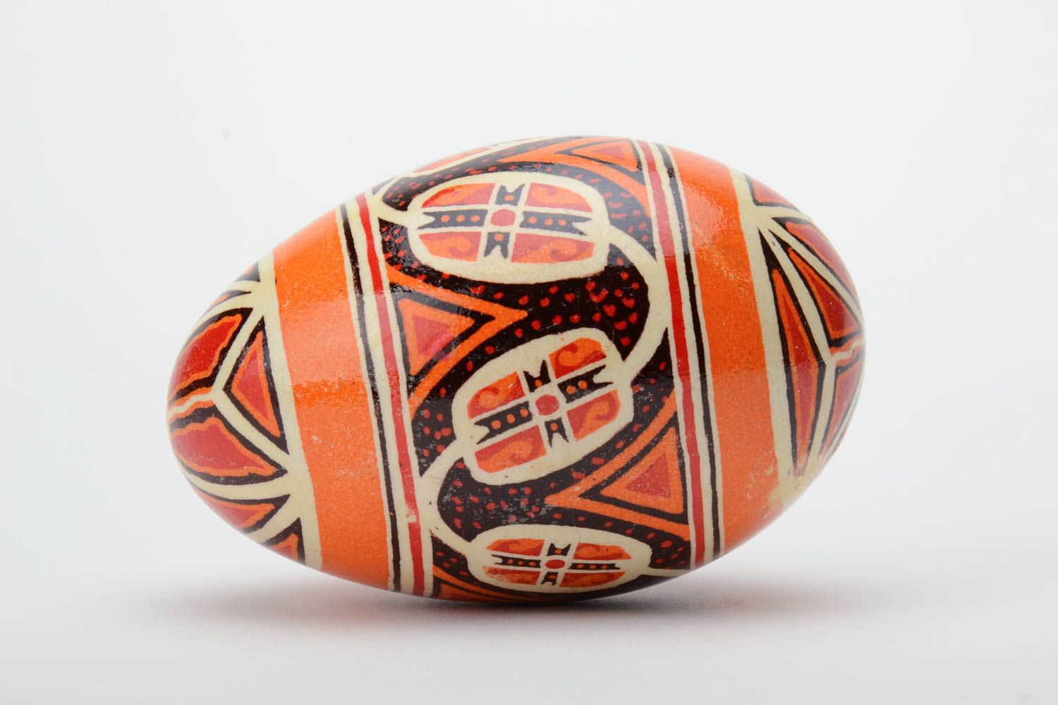Handmade decorative Easter goose egg painted with hot wax and aniline dyes photo 3