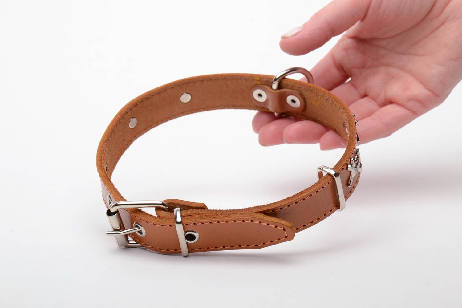 Brown leather dog collar photo 5