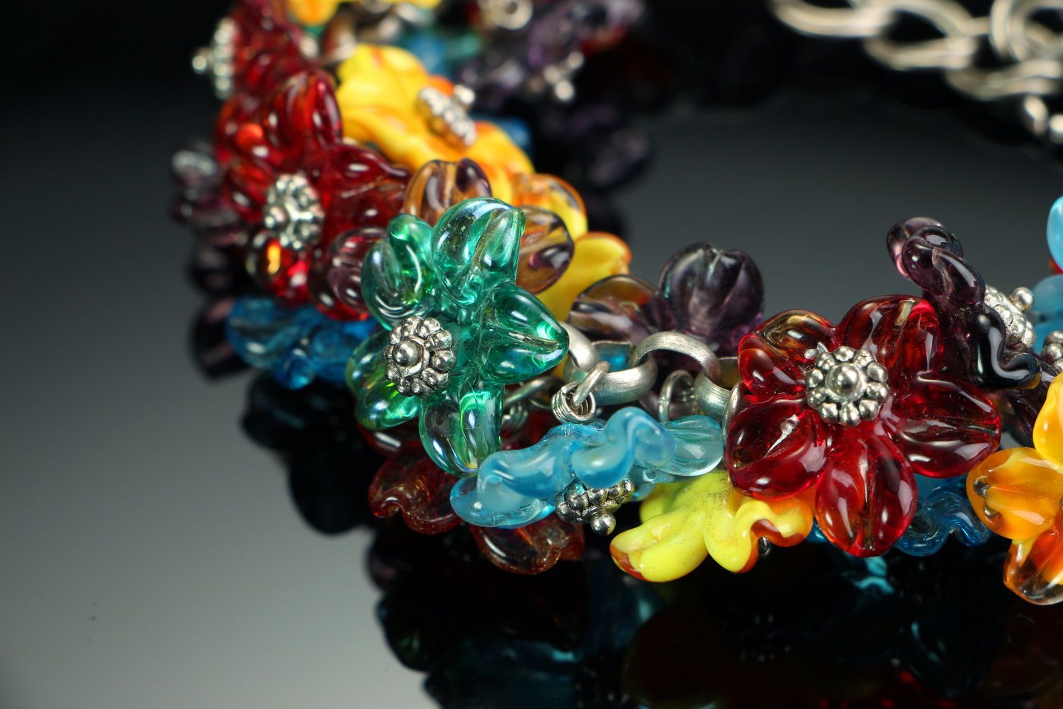 Armband mit künstlerischen Glasperlen Blumen foto 4