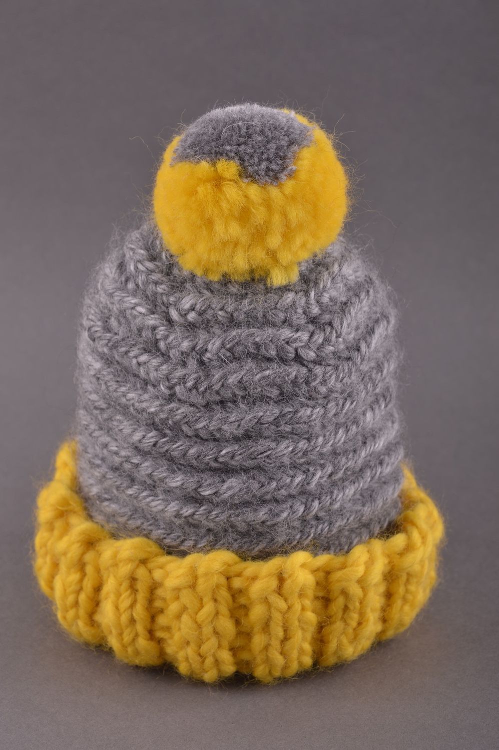 Bonnet tricot fait main Chapeau chaud gris jaune laine acrylique Vêtement femme photo 1