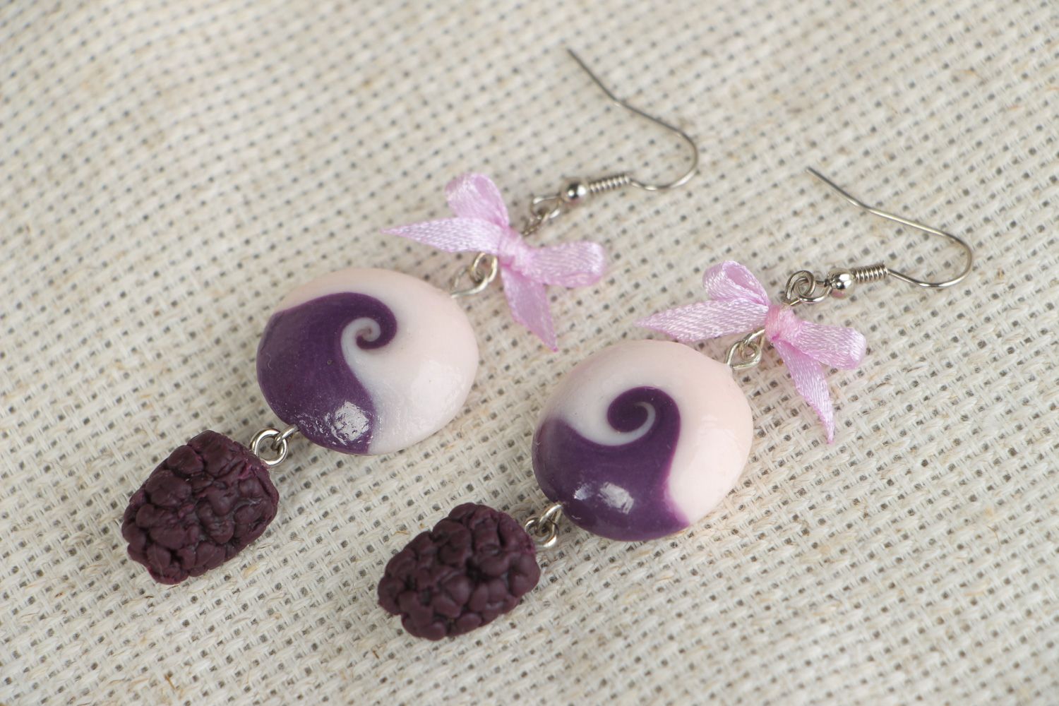 Handmade plastic dangle earrings Mulberry photo 4