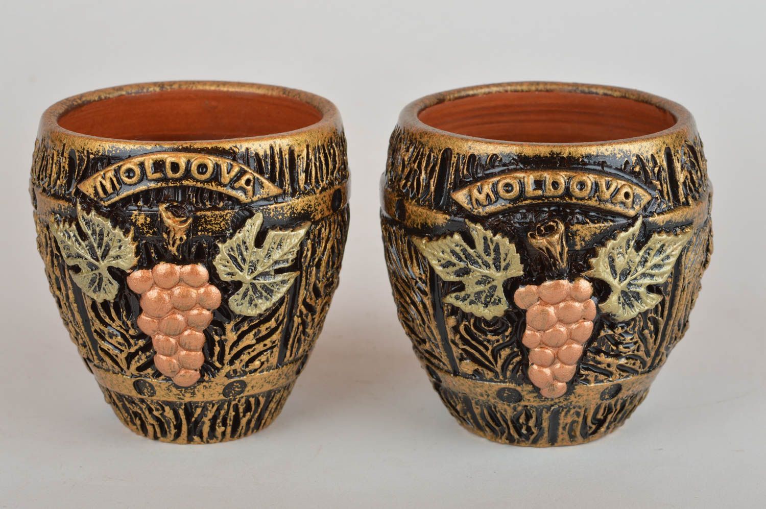 Set of two clay glazed wine 7 oz cups with hand-molded grapes' pattern photo 2