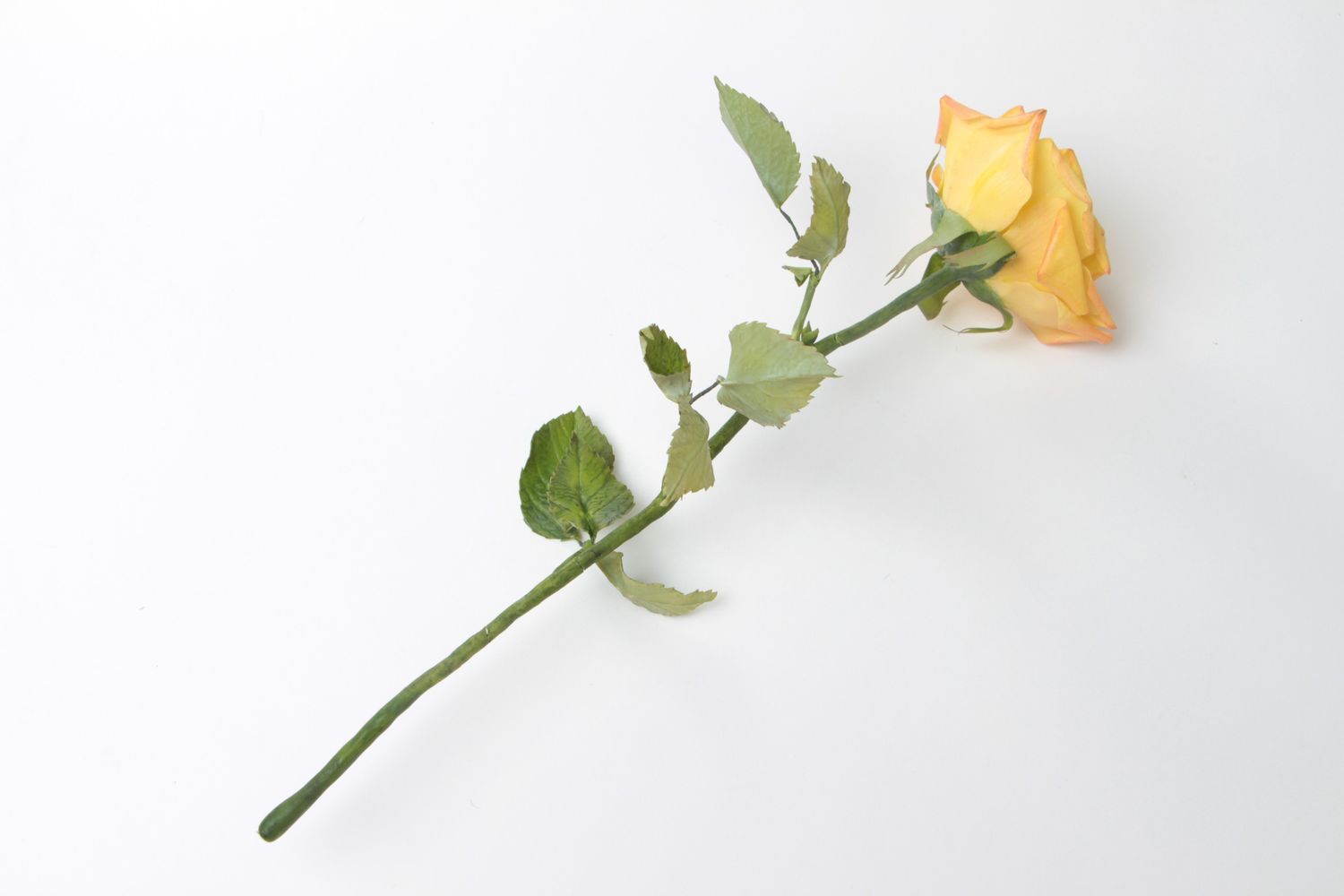 Fleur artificielle en pâte polymère faite main peinte à l'huile Rose jaune photo 3