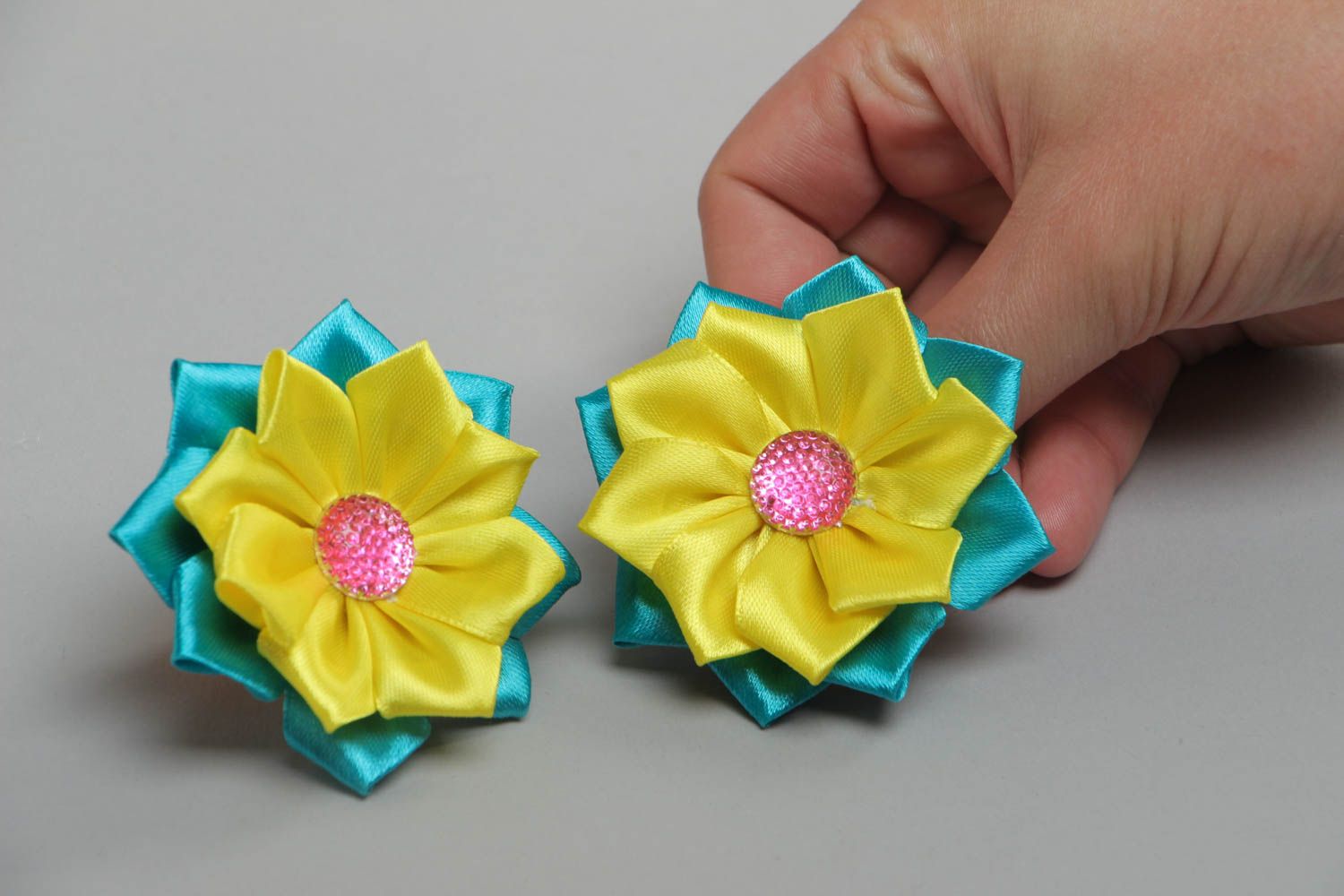 Set of 2 handmade colorful bright elastic hair bands with kanzashi flowers photo 5