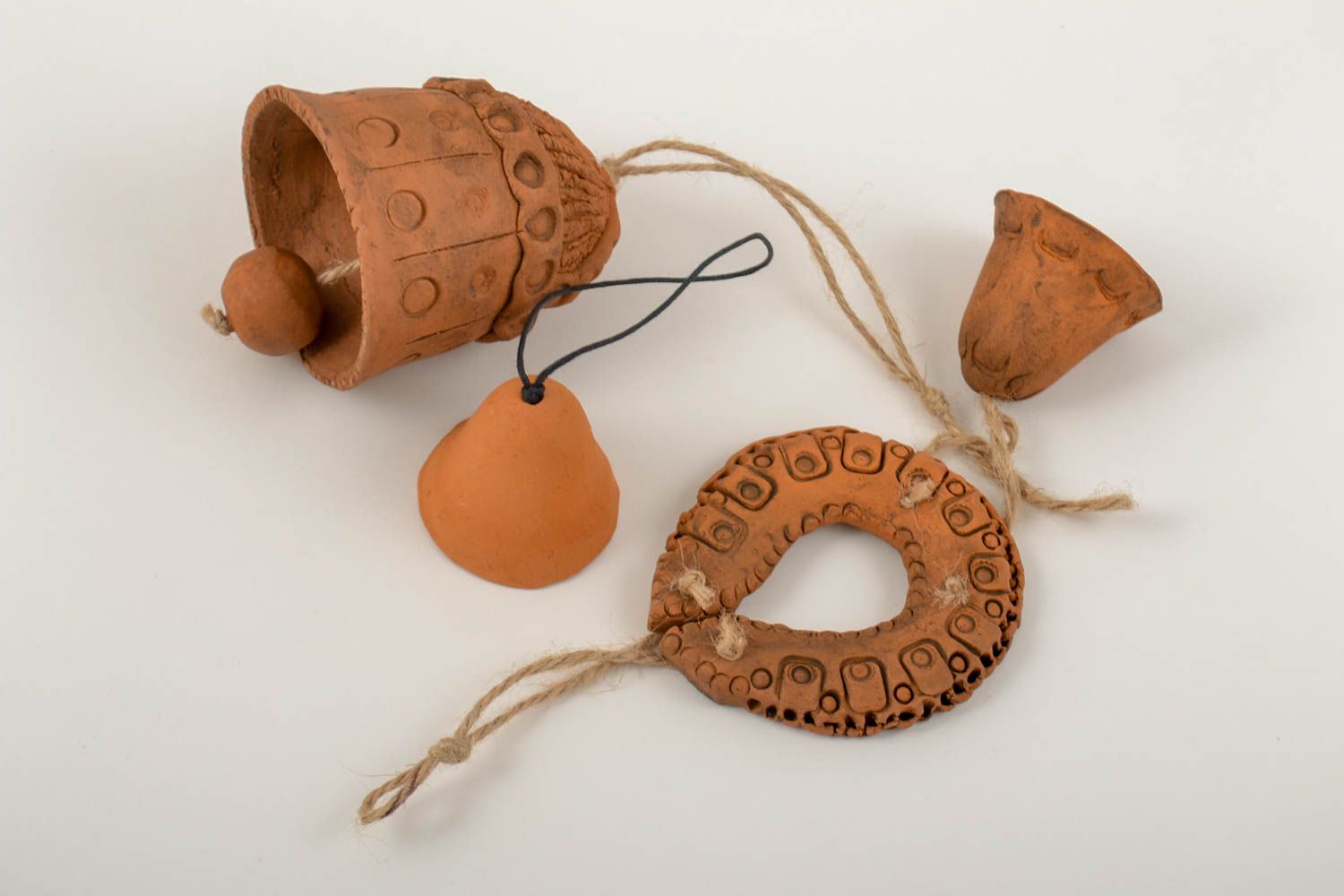 Keramik Set handmade Deko Anhänger Hufeisen Ton Glöckchen Deko Anhänger   foto 2
