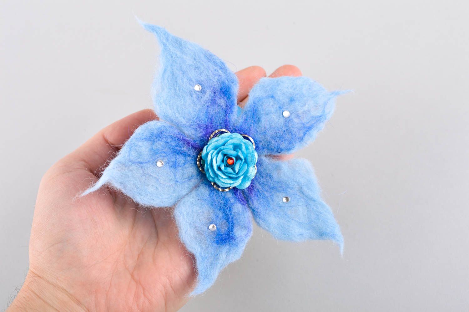 Élastique pour cheveux fait main Accessoire cheveux fleur bleue Cadeau femme photo 5