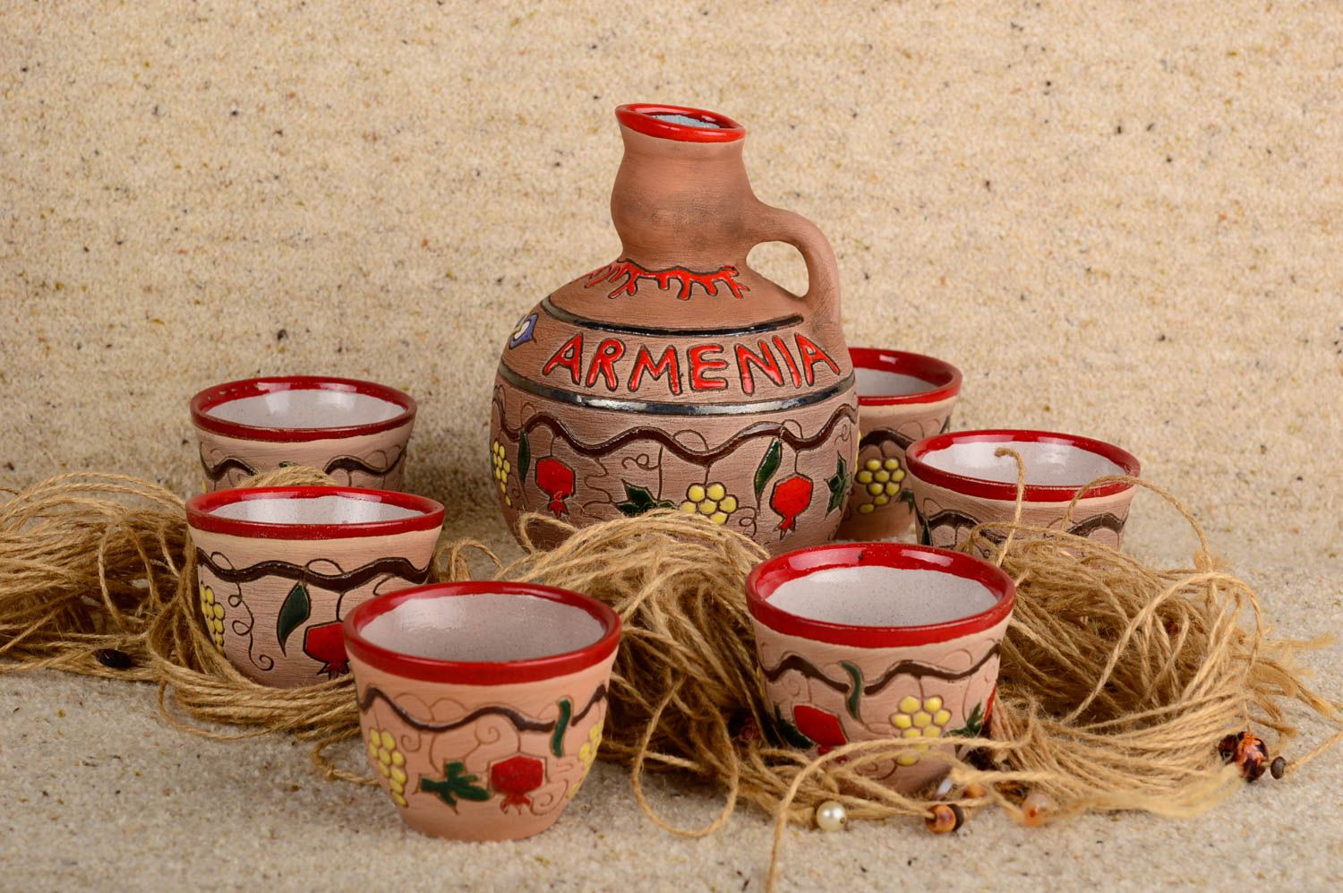 Handmade Geschirr Set Keramik Krug sechs Becher aus Ton Küchen Deko mit Bemalung foto 5