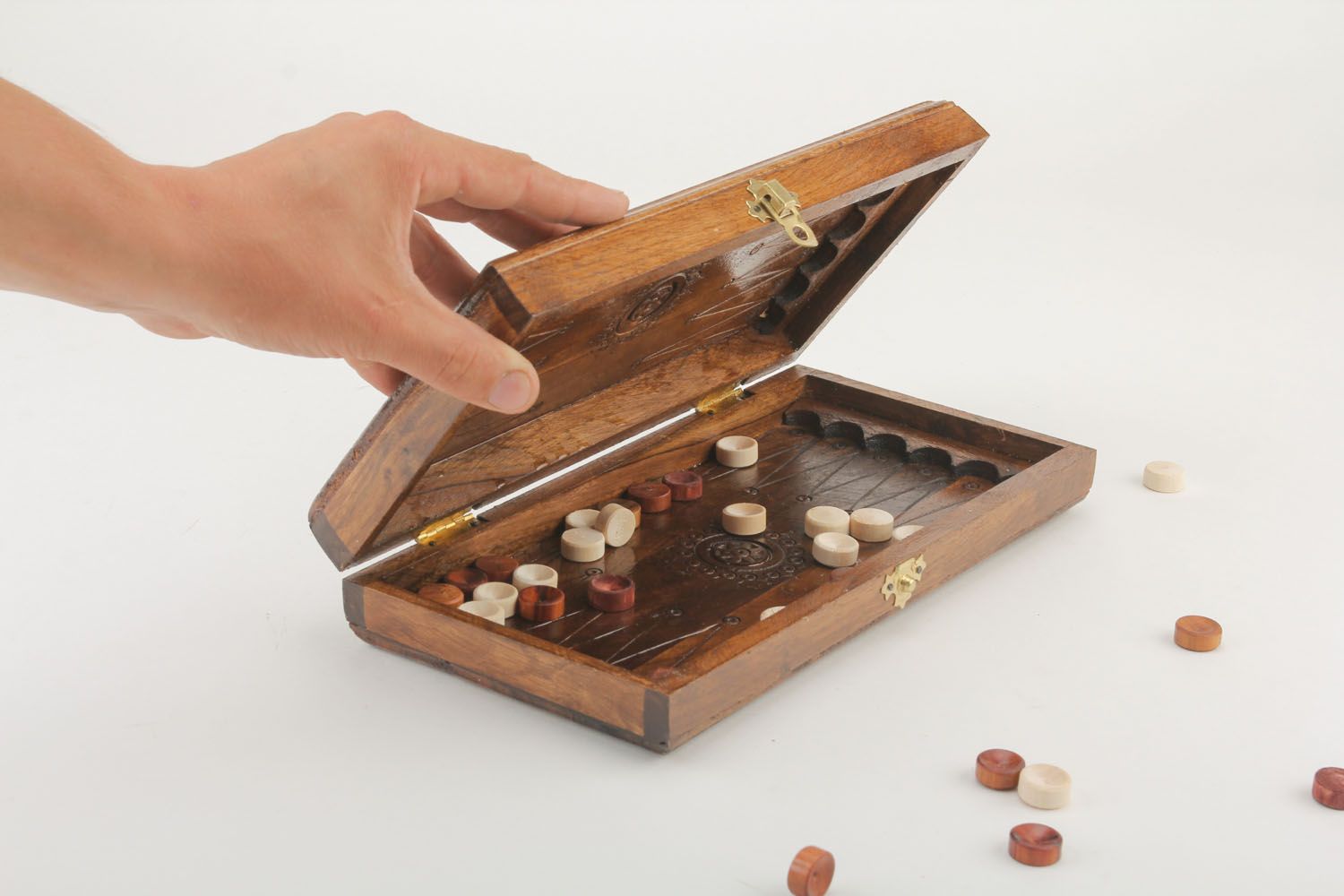 Homemade wooden backgammon box photo 3